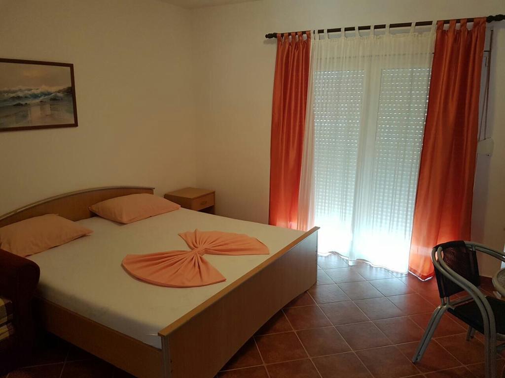 Guesthouse Mb Knezevic Будва Екстер'єр фото